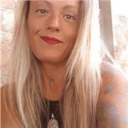 Profesora española imparte clases de español e inglés